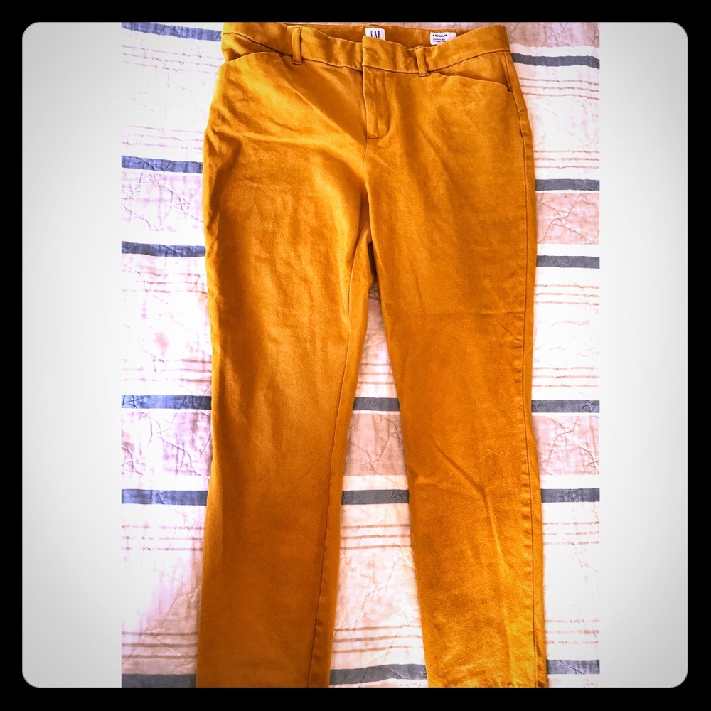 Gap mustard color skinny ankle pants, size 8